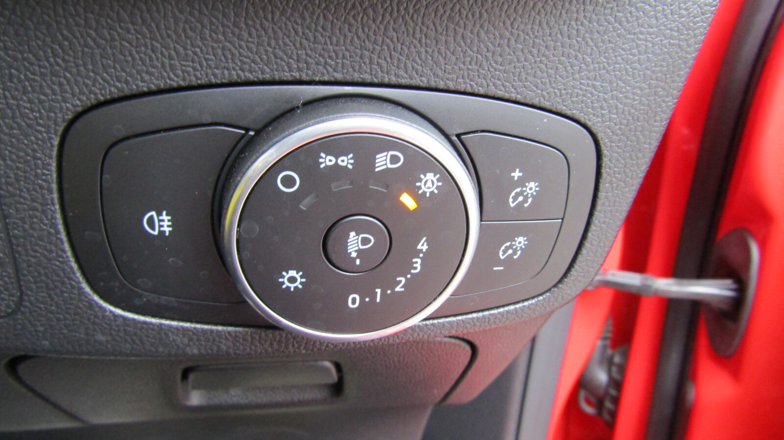 Ford Focus 1.5 EcoBlue Style Euro 6 (s/s) 5dr 2020 (69 Reg) - Image 26