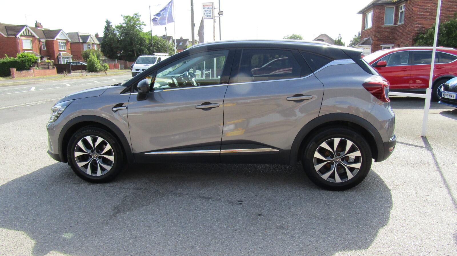 Renault Captur 1.3 TCe S Edition Euro 6 (s/s) 5dr - Image 27