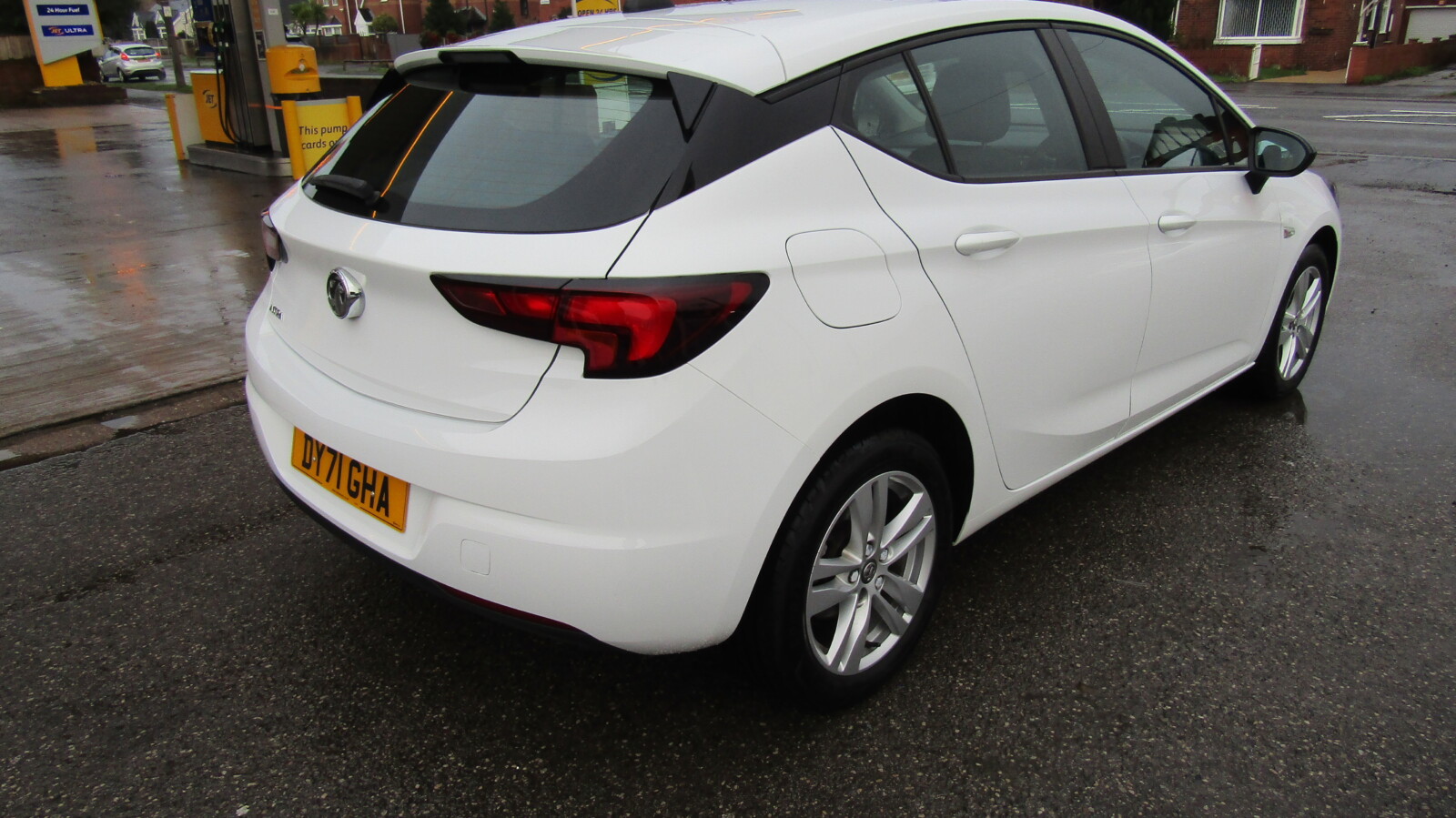 Vauxhall Astra 1.5 Turbo D Business Edition Nav Auto Euro 6 (s/s) 5dr - Image 10