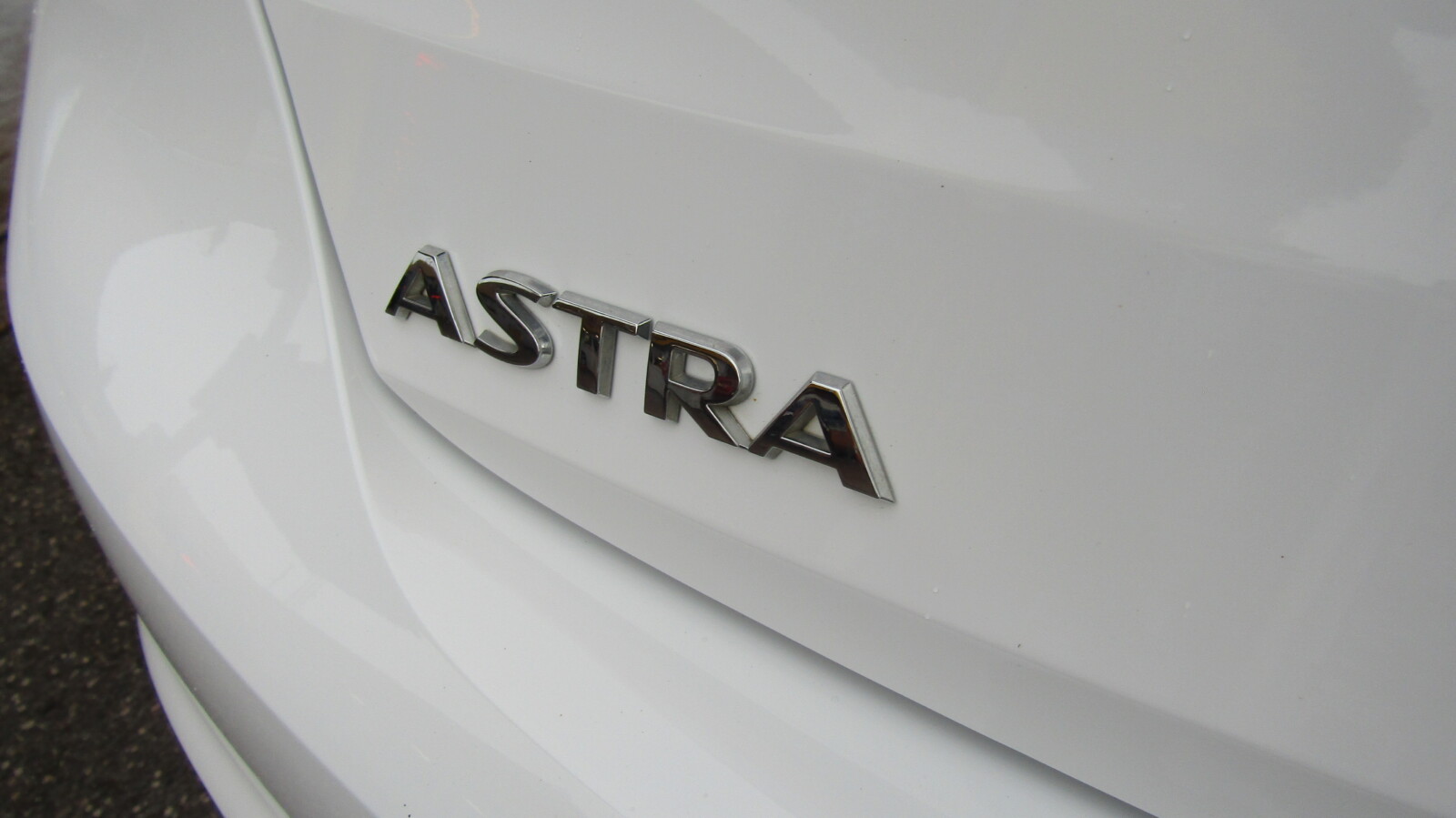 Vauxhall Astra 1.5 Turbo D Business Edition Nav Auto Euro 6 (s/s) 5dr - Image 27