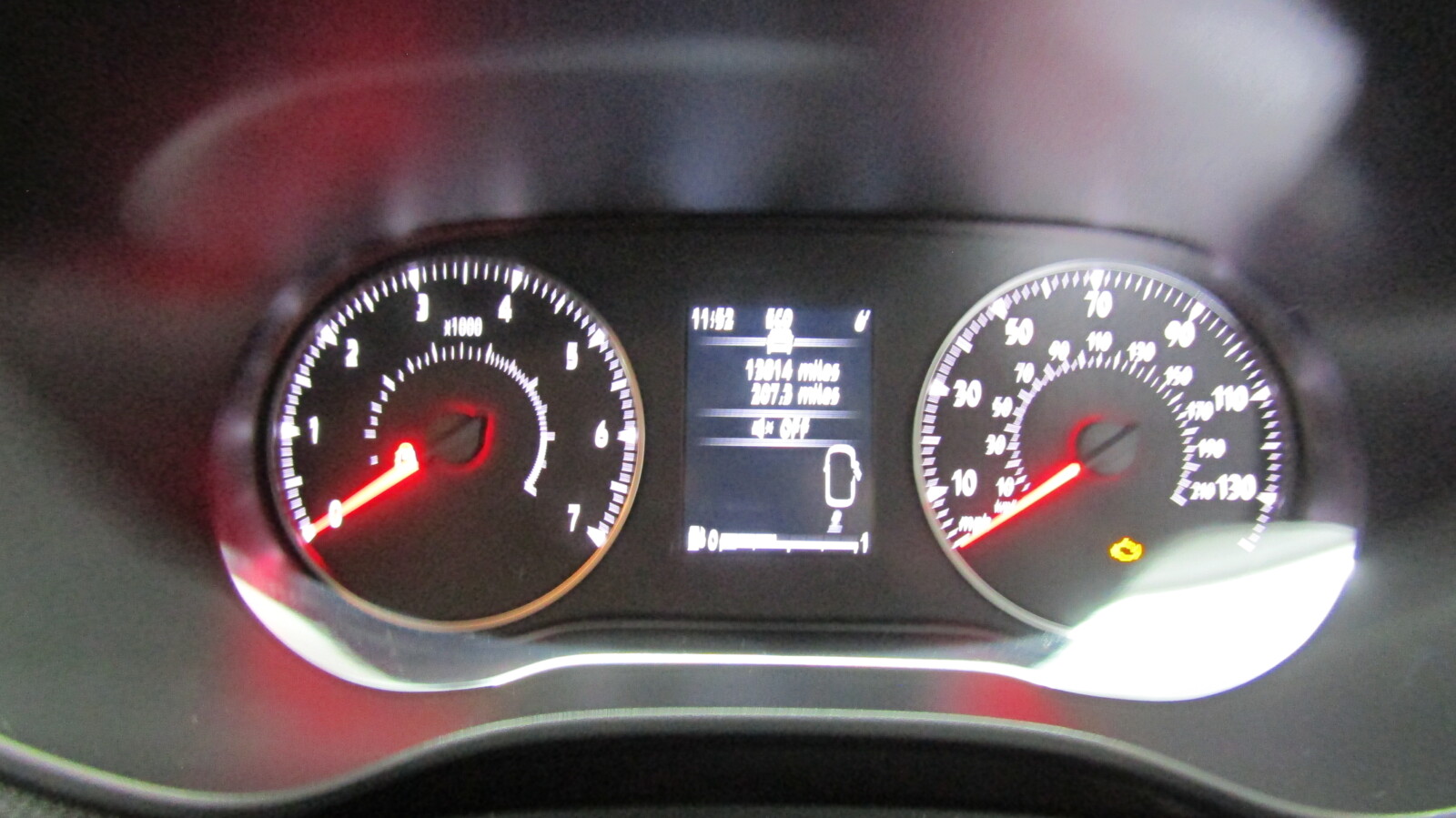 Dacia Sandero 1.0 TCe Essential Euro 6 (s/s) 5dr - Image 25