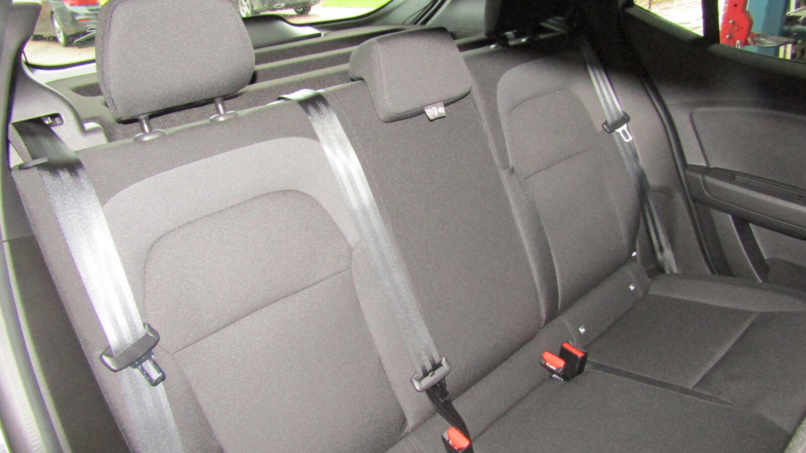 Dacia Sandero 1.0 TCe Essential Euro 6 (s/s) 5dr - Image 14