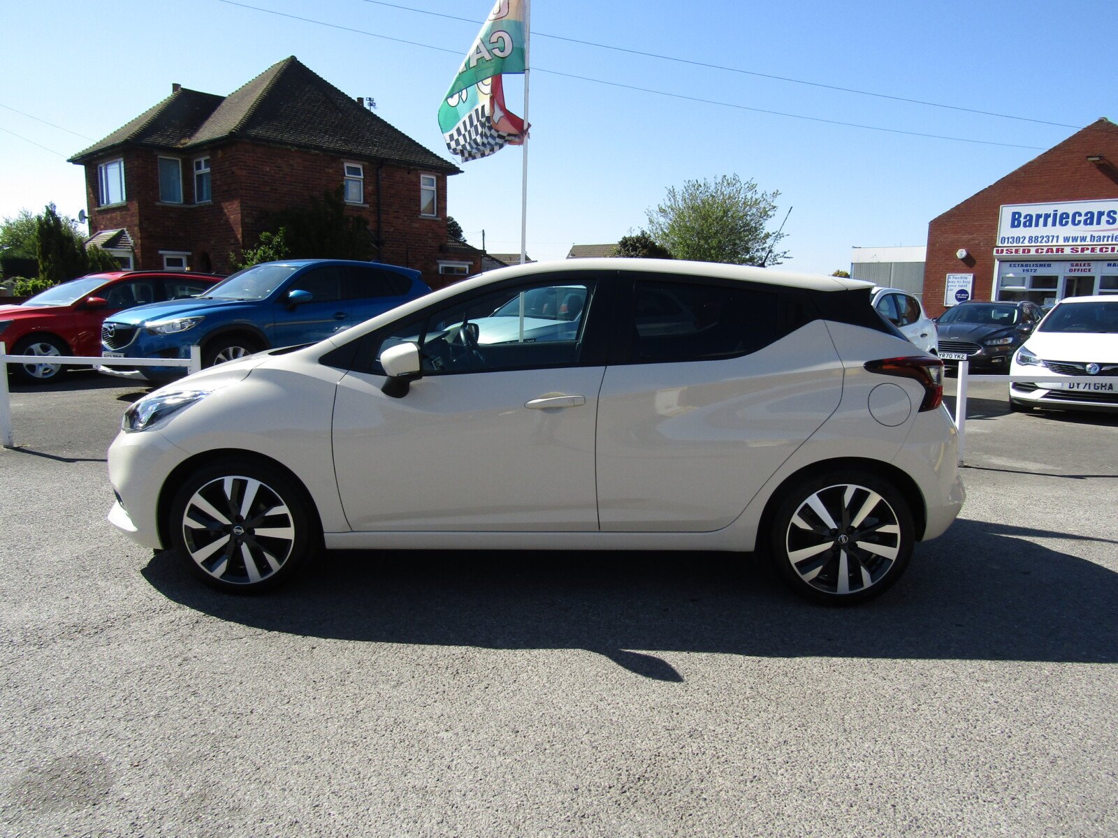 Nissan Micra 1.0 IG-T Tekna Euro 6 (s/s) 5dr - Image 6