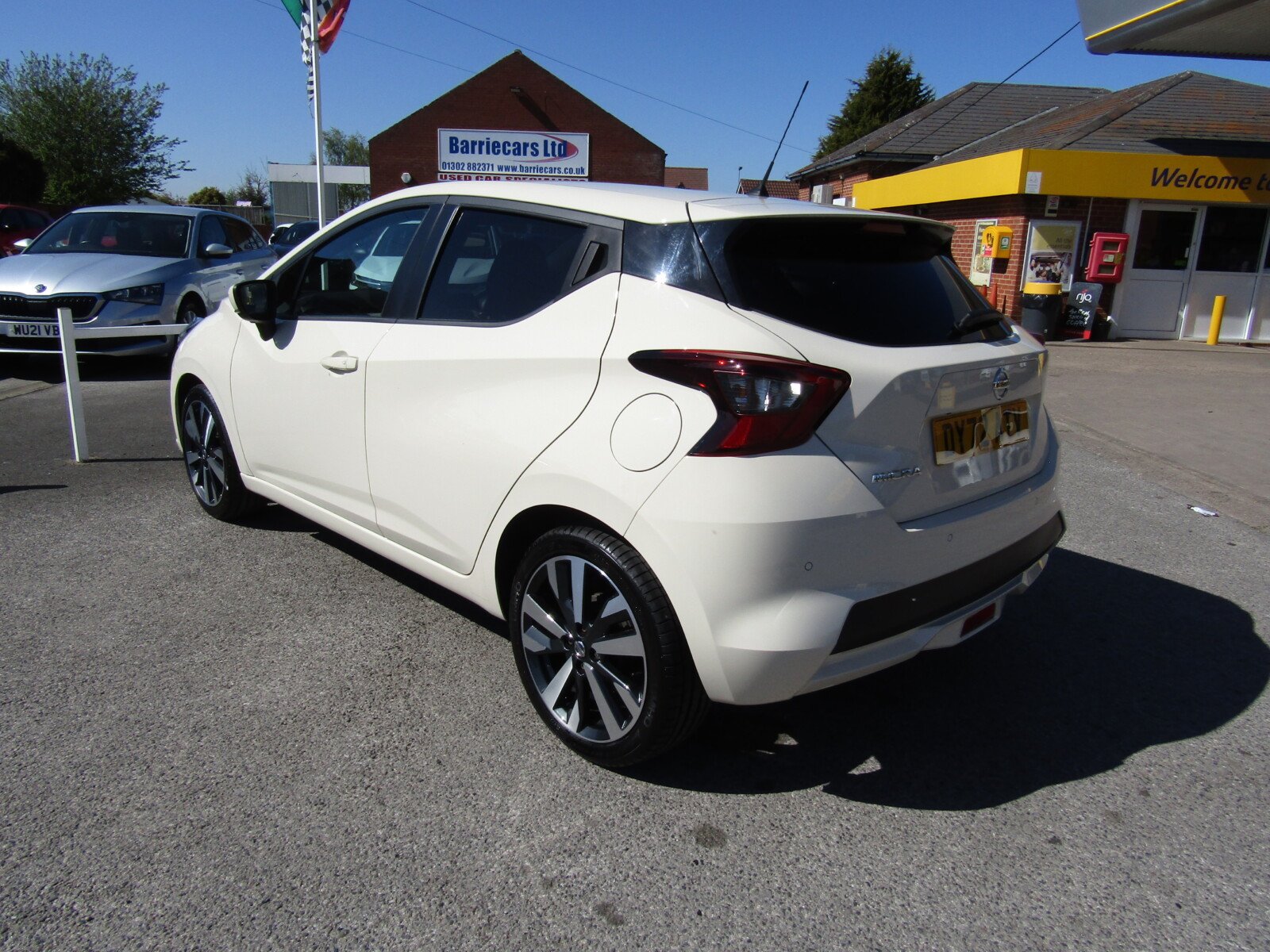Nissan Micra 1.0 IG-T Tekna Euro 6 (s/s) 5dr - Image 11
