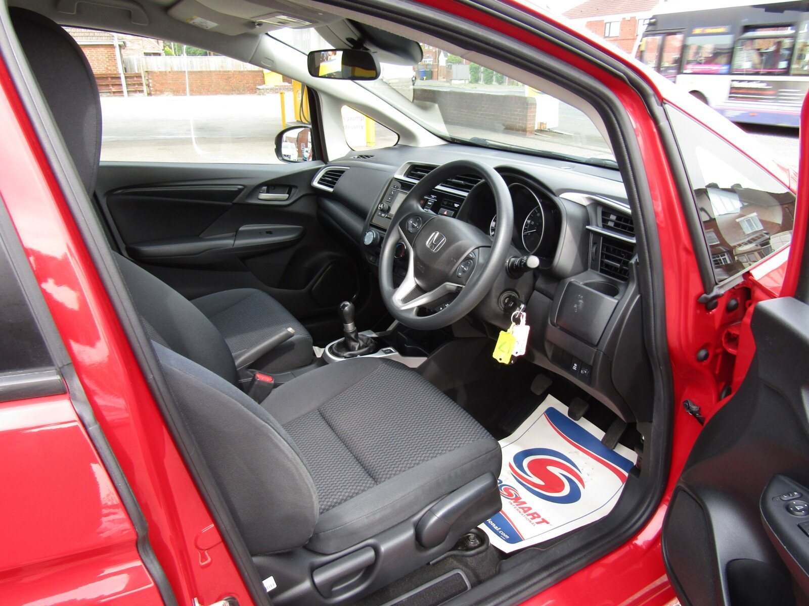 Honda Jazz 1.3 i-VTEC S Euro 6 (s/s) 5dr - Image 12