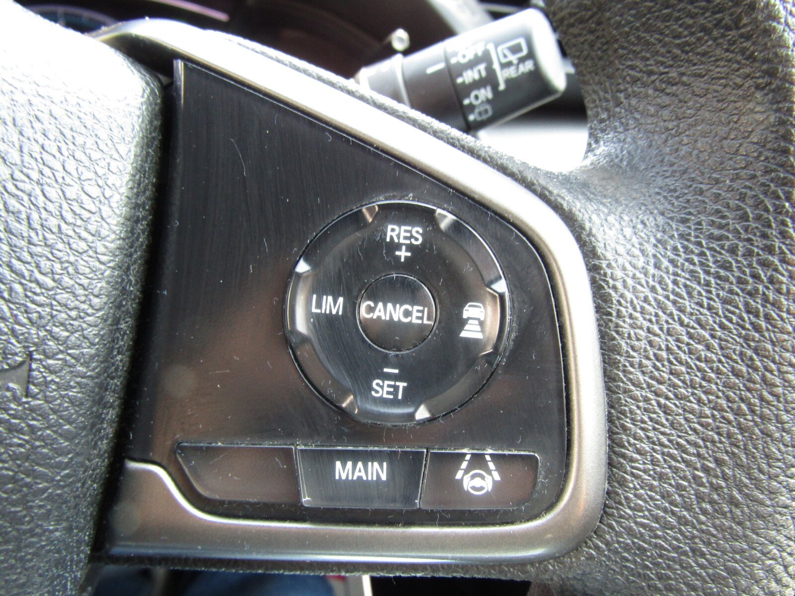 Honda Civic 1.0 VTEC Turbo SE Euro 6 (s/s) 5dr - Image 27