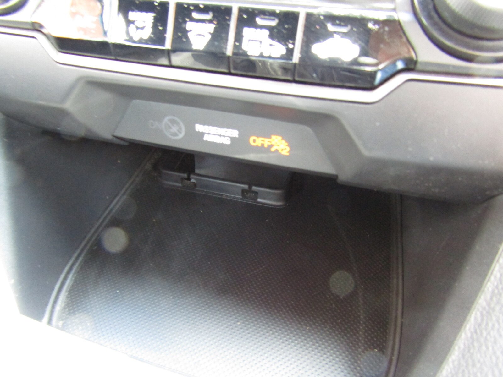 Honda Civic 1.0 VTEC Turbo SE Euro 6 (s/s) 5dr - Image 31