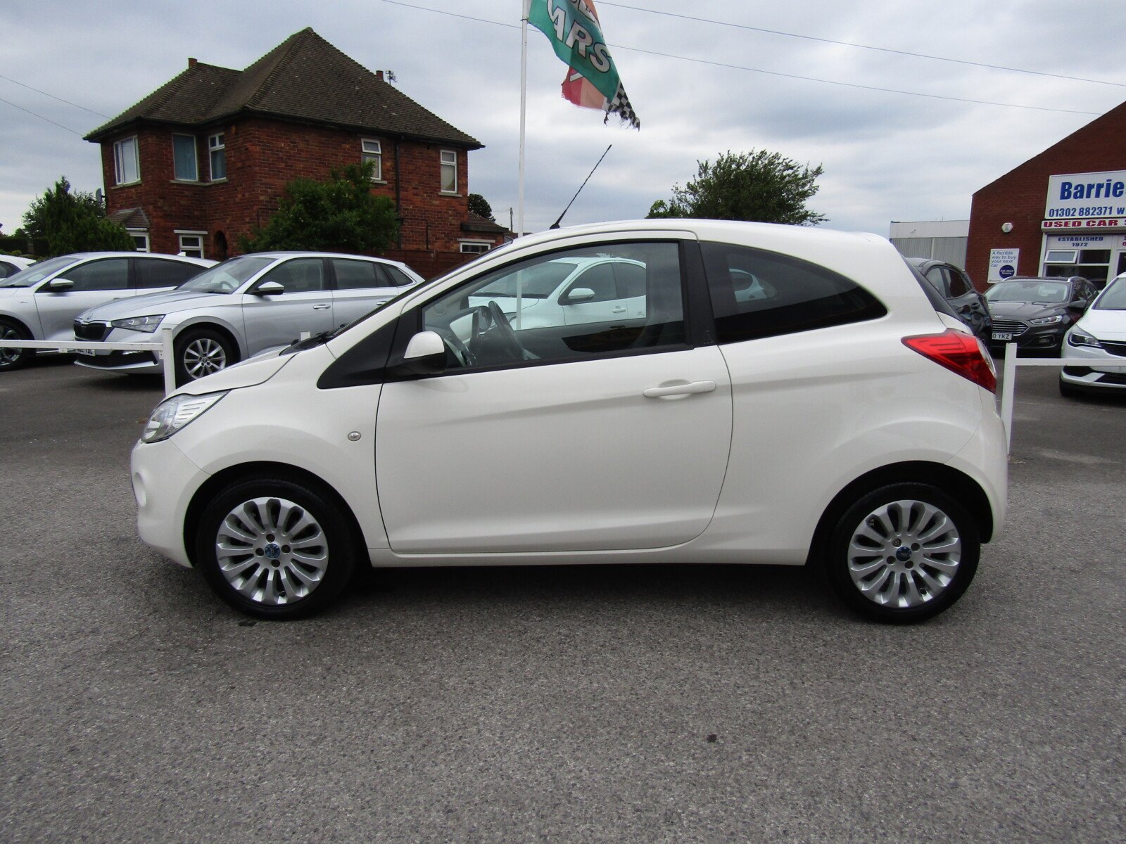 Ford Ka 1.2 Zetec Euro 5 (s/s) 3dr 2012 (62 Reg) - Image 22
