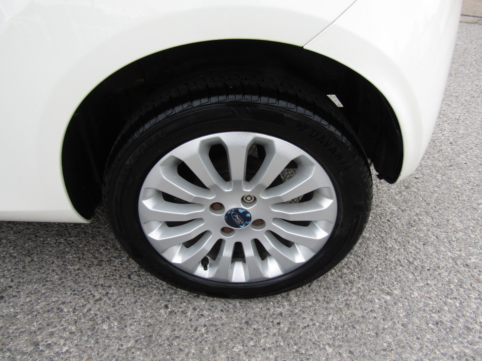 Ford Ka 1.2 Zetec Euro 5 (s/s) 3dr 2012 (62 Reg) - Image 14