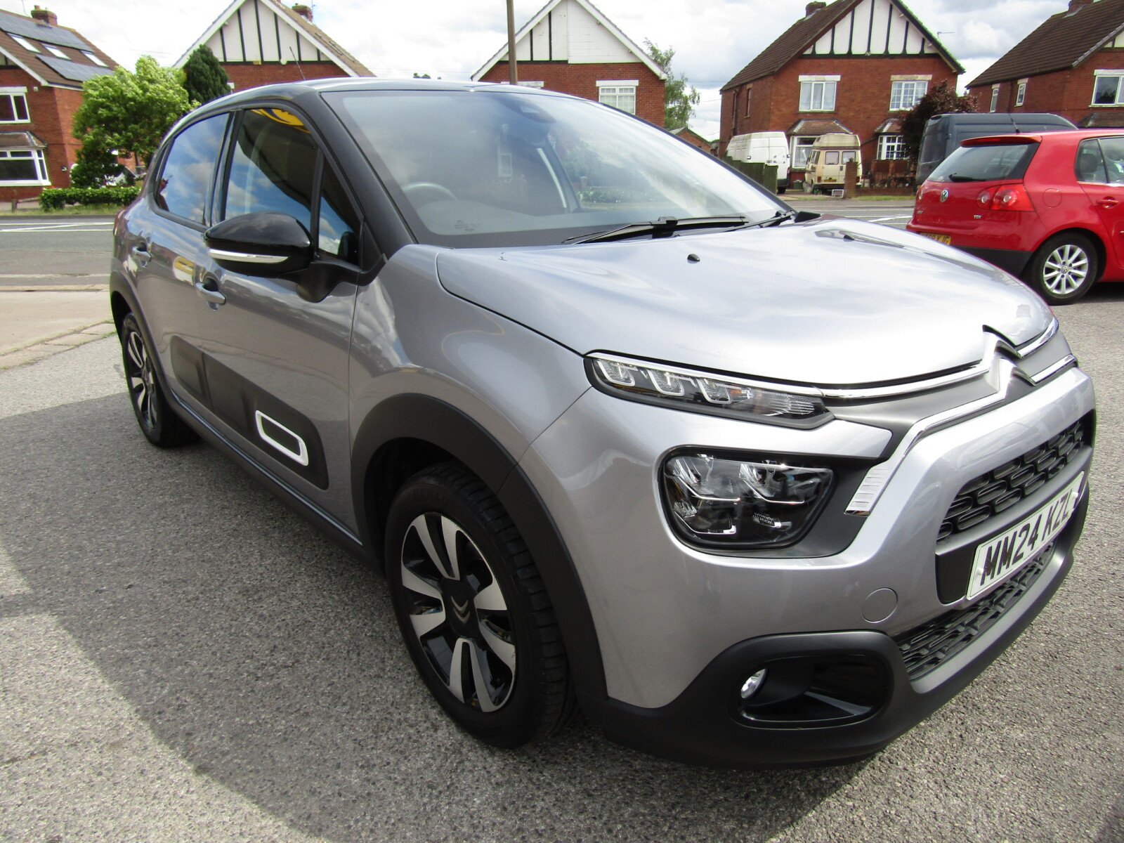 Citroen C3 1.2 PureTech PLUS Euro 6 (s/s) 5dr 2024 (24 Reg) - Image 2