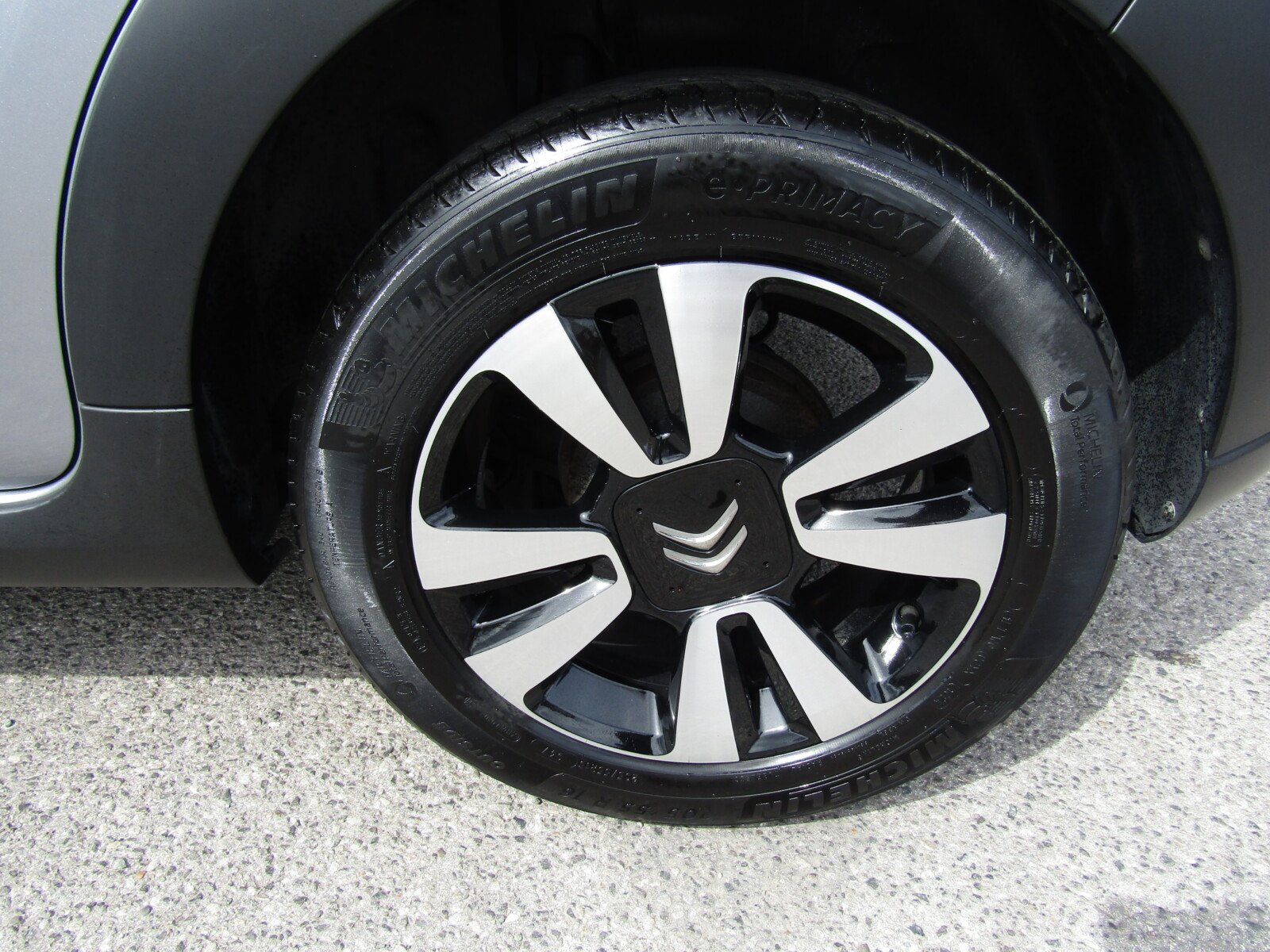 Citroen C3 1.2 PureTech PLUS Euro 6 (s/s) 5dr 2024 (24 Reg) - Image 28