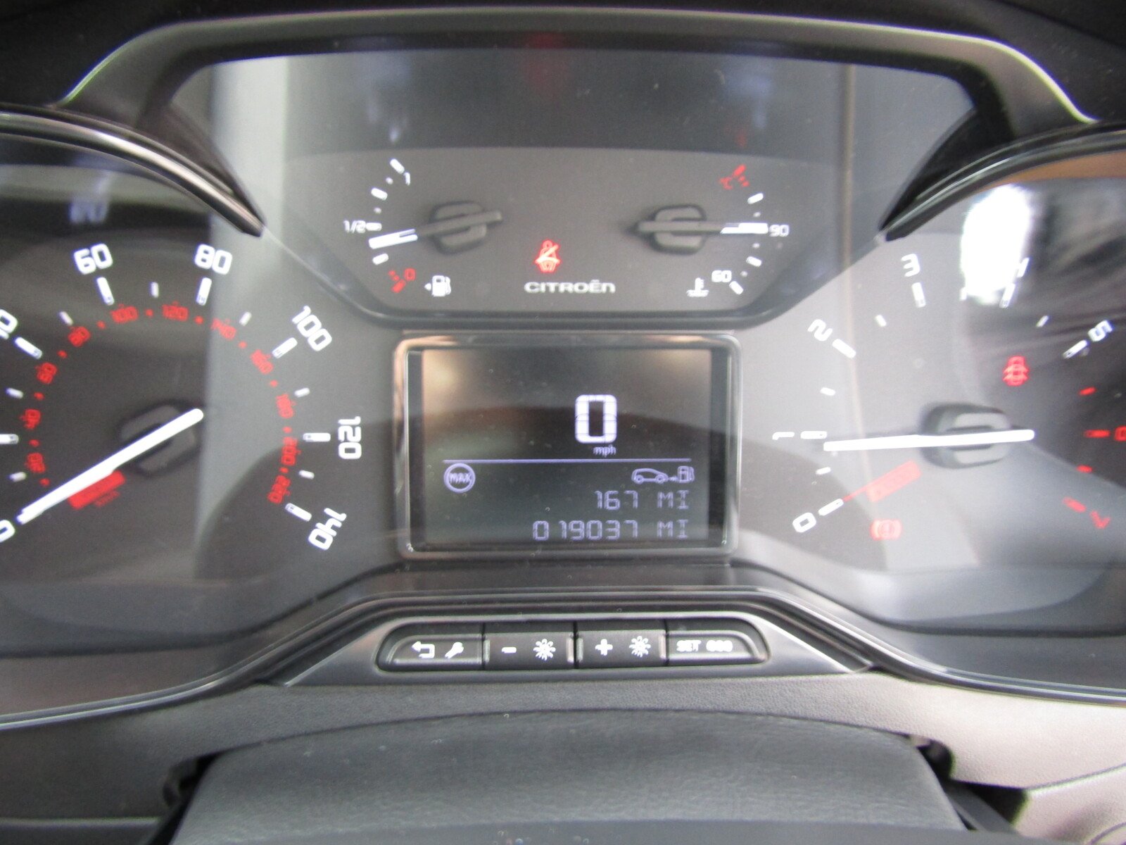 Citroen C3 1.2 PureTech PLUS Euro 6 (s/s) 5dr 2024 (24 Reg) - Image 19