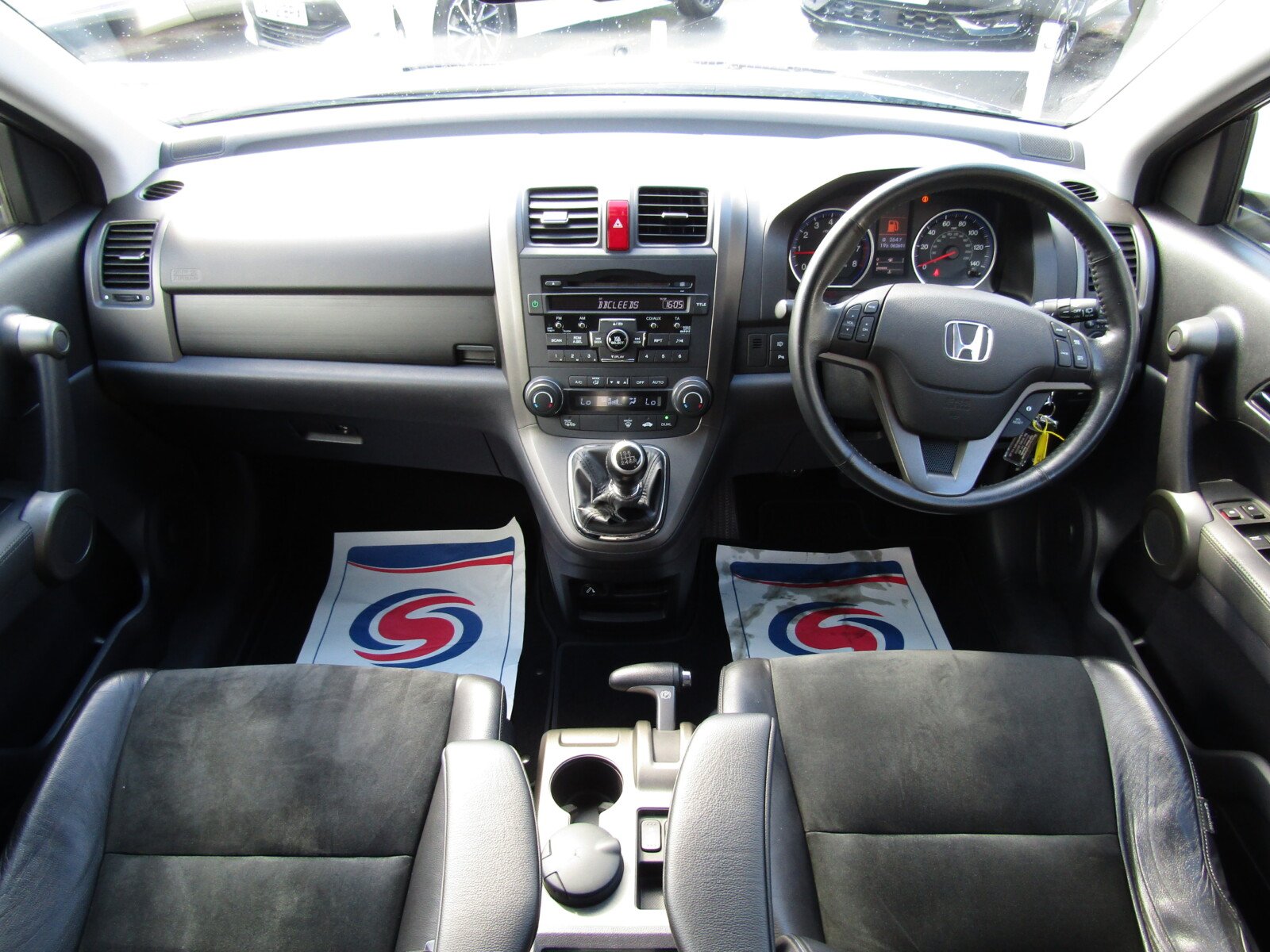 Honda CR-V 2.0 i-VTEC ES 4WD Euro 5 5dr - Image 24