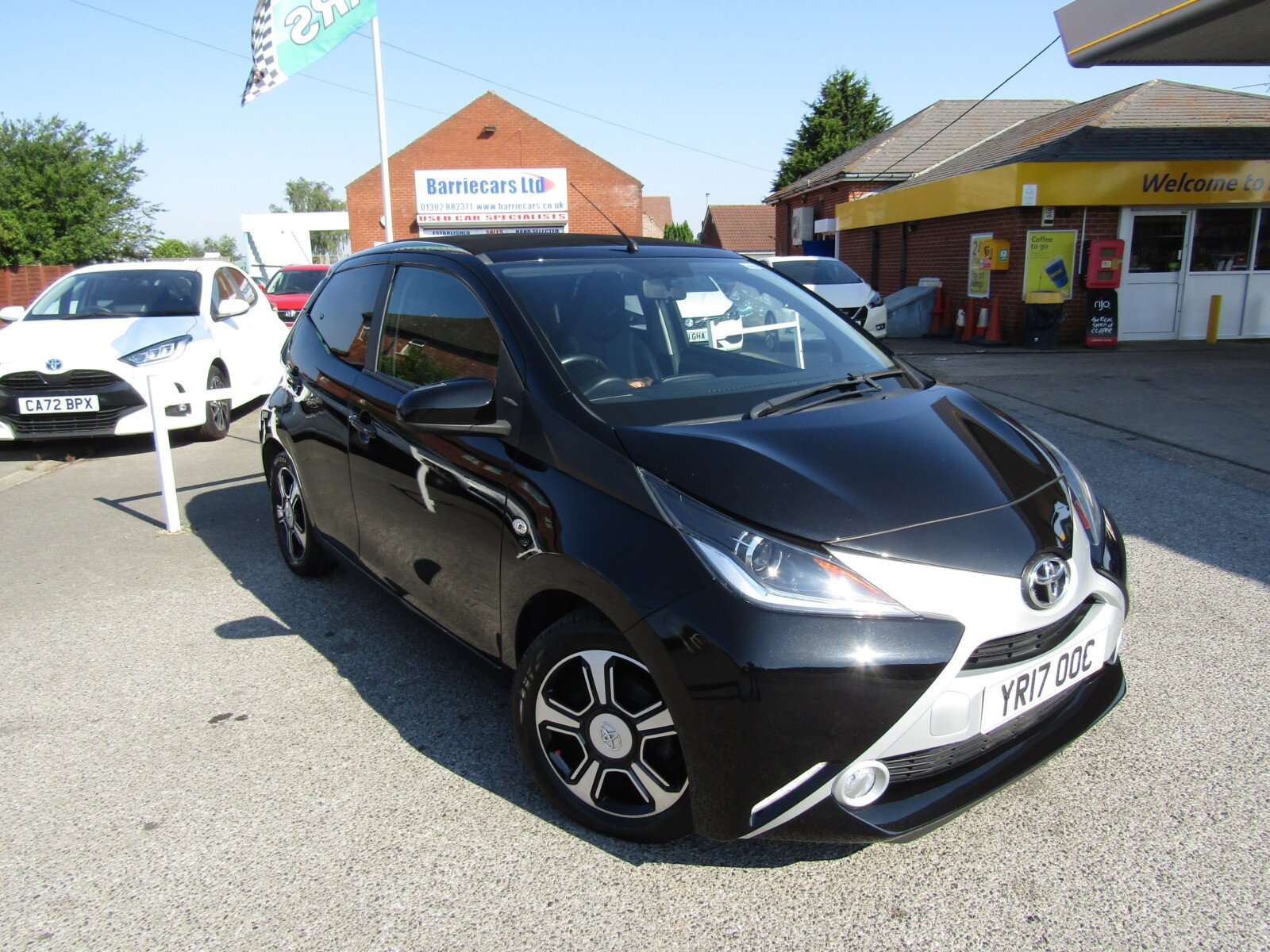 Toyota AYGO 1.0 VVT-i x-clusiv3 Hatchback 5dr Petrol Manual Euro 6 (68 ps) 2017 (17 Reg) - Image 5