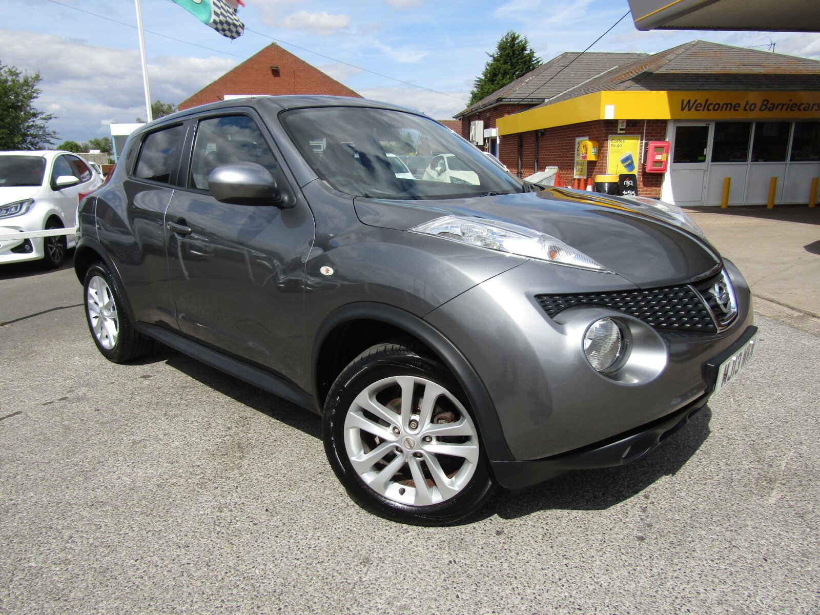 Nissan Juke 1.6 Acenta Premium Euro 5 (s/s) 5dr 2013 (13 Reg) - Image 5