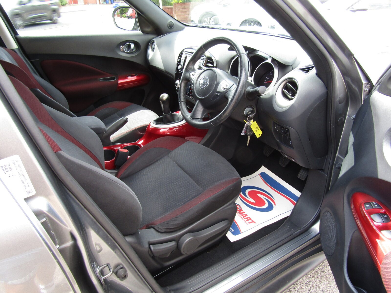 Nissan Juke 1.6 Acenta Premium Euro 5 (s/s) 5dr 2013 (13 Reg) - Image 16