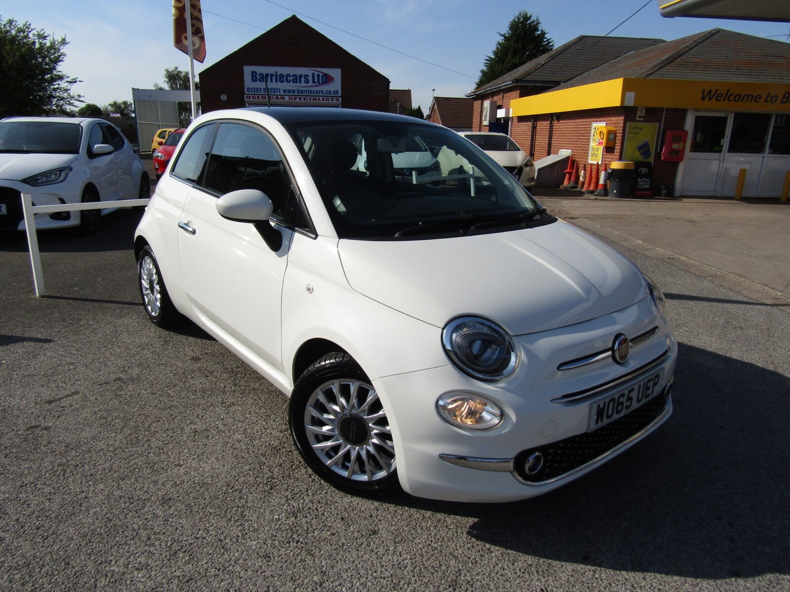 Fiat 500 1.2 Lounge Euro 6 (s/s) 3dr 2016 (65 Reg) Driving Trust Since 1972 - Image 5