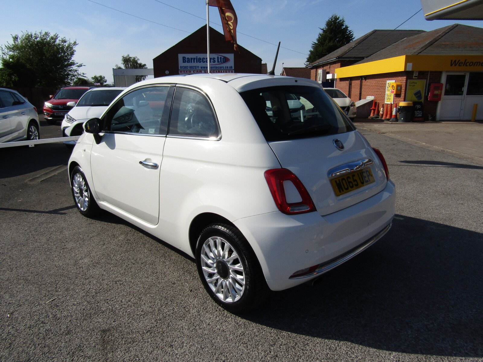Fiat 500 1.2 Lounge Euro 6 (s/s) 3dr 2016 (65 Reg) Driving Trust Since 1972 - Image 7